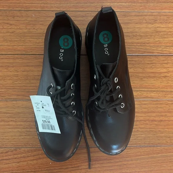 Platform Shoes - Picture 2 of 3